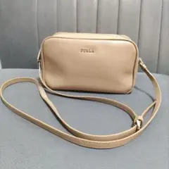 FURLA ベージュ ショルダーバッグ