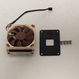 【送料無料】NOCTUA NH-L9a-AM4 92mmトップフロー型CPUクーラー 全高37mm ロープロファイル対応 Socket AM4対応 (2)