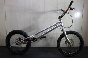 人気良品！ECHOエコー トライアルバイク 20インチ　アルミ BMX