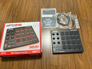 AKAI アカイ MPD218 MIDIパッドコントローラー 中古