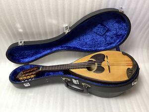 A81 SUZUKI VIOLIN NAGOYA マンドリン　M-60 ハードケース付　8弦　弦楽器　演奏　趣味　音楽　鈴木バイオリン　スズキ