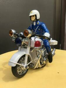 【動作確認済】ブリキ玩具 丸彰 白バイ警官 HONDA CB750 動作確認済 破損なし ホンダ 白バイ バイク フリクション玩具 昭和レトロ おもちゃ