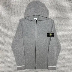 【雷市場（ポンジャン）商品韓国直送】 M STONE ISLAND(ストーンアイランド) ニット セーター フード付き ジップアップパーカー