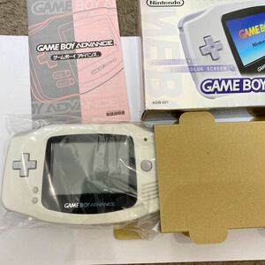 ゲームボーイアドバンス ■ほぼ　新品未使用　レア　ホワイト GBA 任天堂 説明書 箱　Nintendo ニンテンドー　ゲームボーイ　極美品