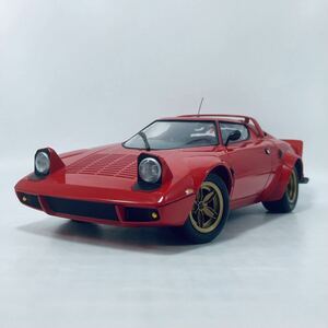 MINICHAMPS 1/18 LANCIA STRATO