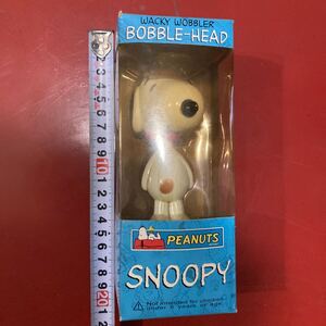 新品当時物 Bobble Head Snoopy スヌーピーPEANUTS(ピーナッツ)FUNKO(ファンコ) Wacky Wobbler(ワッキーワブラー)バブルヘッド東洋マッコイ