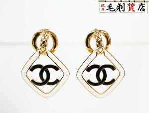 シャネル CHANEL ココマーク イヤリング C22S ゴールド ホワイト 極美品 レディース アクセサリー