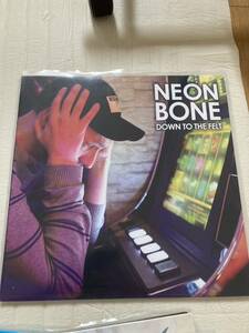 Neon Bone 「Down To The Felt 」LP punk pop monsterzero ramones queers parasites manges power pop surf sonic surf city