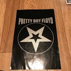 PRETTY BOY FLOYDの貴重なステッカー