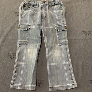 used 子供服「 F.O.KIDS 95cm デニムパンツ 」 綿95% /ウエストゴムタイプ / 膝下破れそうな部分あり　/ デニムパンツ