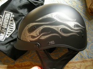 ハーレー純正　ヘルメット　ＸＸＬ　黒艶消し　シルバーフレームスカラー　炎フレームス