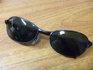 M282　レイバン/Ray-Ban サングラス　RB3165 006 56□18 made in italy　 中古