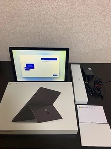 ■マイクロソフト Surface Pro 6 Windows 10 Home / 12.3 インチ Core i5/ 256GB/8GB ブラック KJT-00023