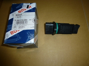 E46M3/Z3M/E60M5/E63M6/Z4M用エアフロ新品OEM品BOSCH製ドイツ製造品