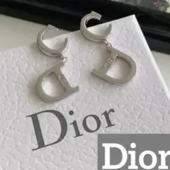 Dior ディオールピアス