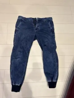 Levis デニムパンツ　32×30