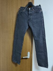 リーバイス Levis24ss501 54ブラック CRASH COURSES 29新品同様 ジーンズ デニムパンツ