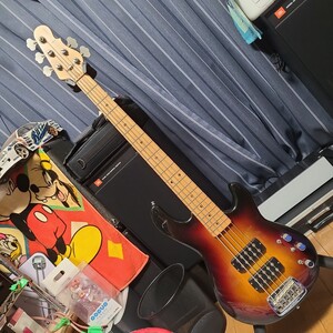 G&L L-2500 5弦 エレキベース USA製 サンバースト エレキベース