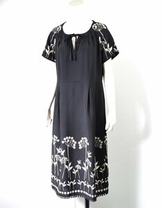 0079-24M0114★ローラアシュレイ LAURA ASHLEY★美品 シックなブラック ベージュ花柄 ワンピース 半袖 13号 フボタニカルプリント