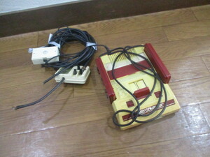 ニンテンドー ファミリーコンピューター ファミコン