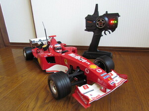 京商 1/8 RC F1(エンジン)フェラーリF2004 No.2 R.Barrichello メカ搭載済み+プロポ(2.4GHz)新品バッテリー(6V俵型)予備タイヤ・ホイール付