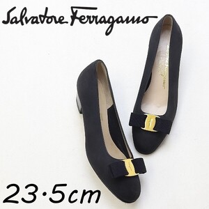 ◆Salvatore Ferragamo サルヴァトーレ フェラガモ ヌバックレザー ヴァラリボン オーバルトゥ ヒール パンプス ダークネイビー 6