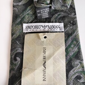 EMPORIO ARMANI(エンポリオアルマーニ)緑黒模様ネクタイ新品　未使用　タグ付き