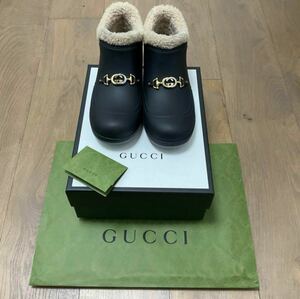 美品　箱、靴の保存袋付き　GUCCI ボアブーツ ブーツ