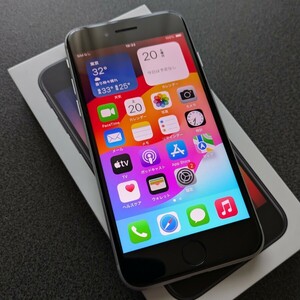 iPhone SE3【iPhone SE 第3世代64GB】【海外版 カメラ無音 SIMフリー】【ホワイト】【新品 大容量2250mAhバッテリー搭載】【外装新品交換】