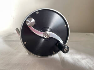 Saracione Mark.V 3 3/4” Standard Salmon Reel Black & Silver / New サラシオーネ