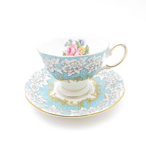 美品 ROYAL ALBERT ロイヤルアルバート エンチャントメント カップ＆ソーサー ティー コーヒー 花柄 フラワー 金彩 SU9071P1