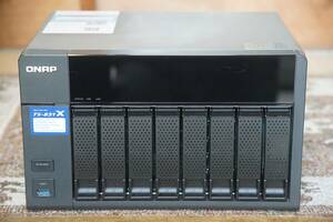 QNAP TS-831X 8ベイ NAS 10GbE対応 QTS5.2 中古