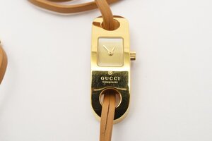 グッチ レザーブレスウォッチ スクエア ゴールド 6100L レディース クォーツ 腕時計 GUCCI