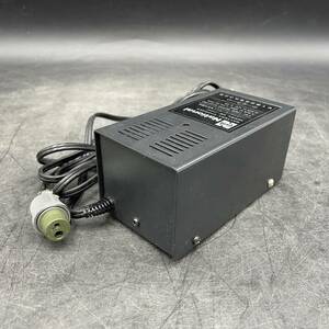 National/ナショナル バッテリー ムービーライト用 充電器 BATTERY CHARGER 【DE-1101C】