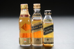 古いお酒 ミニボトル 3本SET JOHNNIE WALKER 未開栓品 鑑賞用 0606 検索用語→A10内古酒ミニチュアウイスキージョニーウォーカー