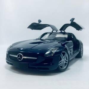 MINICHAMPS 1/18 C197 MERCEDES BENZ SLS AMG Gullwing Coupe 2009 BLACK メルセデスベンツ SLS AMG ガルウイングクーペ 外箱無し