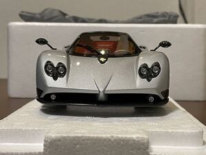 1/18 パガーニ ゾンダF Pagani Zonda F 2005 almost real ≠オートアートautoart