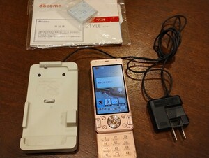 ｄｏｃｏｍｏ パナソニック　Ｐ−０３D 中古