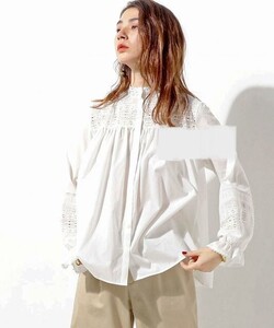 UNITED ARROWS ★ユナイテッドアローズ　　レースコンビブラウス　　カーキ