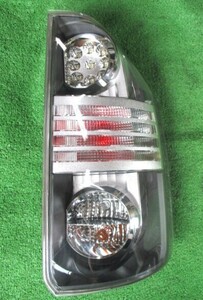 70系 ヴォクシー ZRR70 ZRR75 LED テールライト 右 ICHIKOH 28-199 H20年 トヨタ テールランプ VOXY