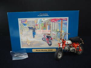 EBBRO【Honda Monkey Z50A】RED 10018 Premium Collection 1:10 SCALE MODEL エブロ ホンダ モンキー Z50A 箱入り バイク