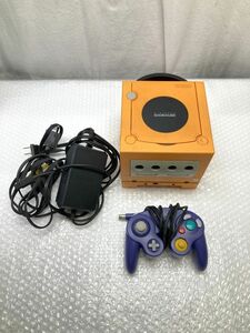 56【K450】◆ジャンク◆ NINTENDO GAME CUBE ニンテンドーゲームキューブ 本体 オレンジ