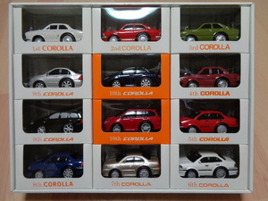 TOYOTA COROLLA：トヨタカローラ 歴代カローラ 12台セットBOX 初代~10代目 ドライブタウン