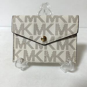 MICHAEL KORS マイケルコース　パスポートケース　シグネチャー アイボリー　＊68