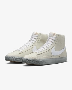 NIKE BLAZER MID 