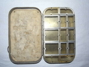  ! ! !　Rare Vintage Wheatley 13 Multi compartments Fly Box For Collectors ・ ホイットレー フライ ボックス　! ! !