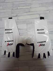 支給品　TTエアログローブ　XL白TREKトレックセガブレード　サイクルジャージ Trek Segafredo 　SRAM GROVES　手袋 Santini