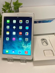 希少品 新品未使用 Wi-Fi版 iPad Air（第1世代）A1474 MD788J/A 16GB シルバー ios7.0.4 現品のみ A5907