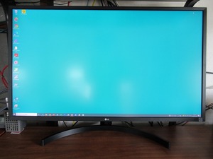 LG 32UD60-B UHD 4K 31.5液晶モニター 32(80cm)　スピーカー内臓　3系統入力 HDMI×2 Display Port ×1　USED 動作品 