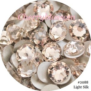 #2088*ss12*500粒*ライトシルク*スワロ*デコ*スワロフスキー*ＳＷＡＲＯＶＳＫＩ